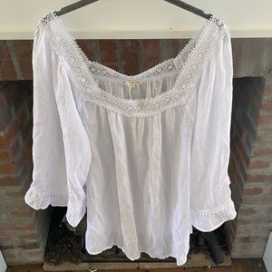 Retrology NWOT White Lightweight Edged Detail Summer Layered Top Eyelet Fresh XL